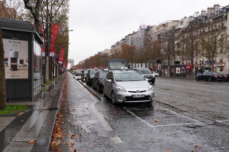 Autumn;Champs Elysees;Champs-Élysées;Fall;Kaleidos;Kaleidos images;Tarek Charara;Taxis